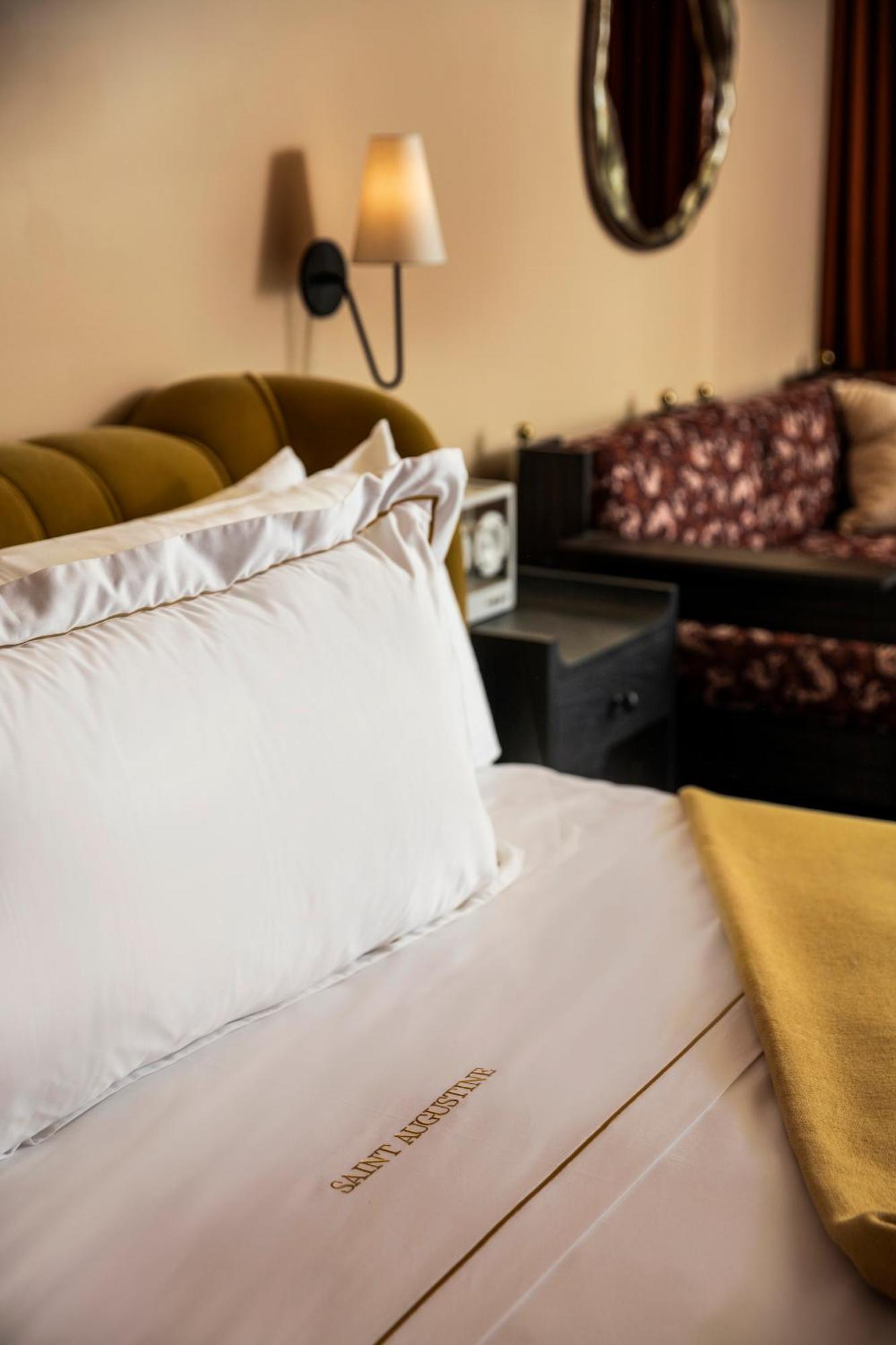 Hotel Saint Augustine 休斯敦 外观 照片