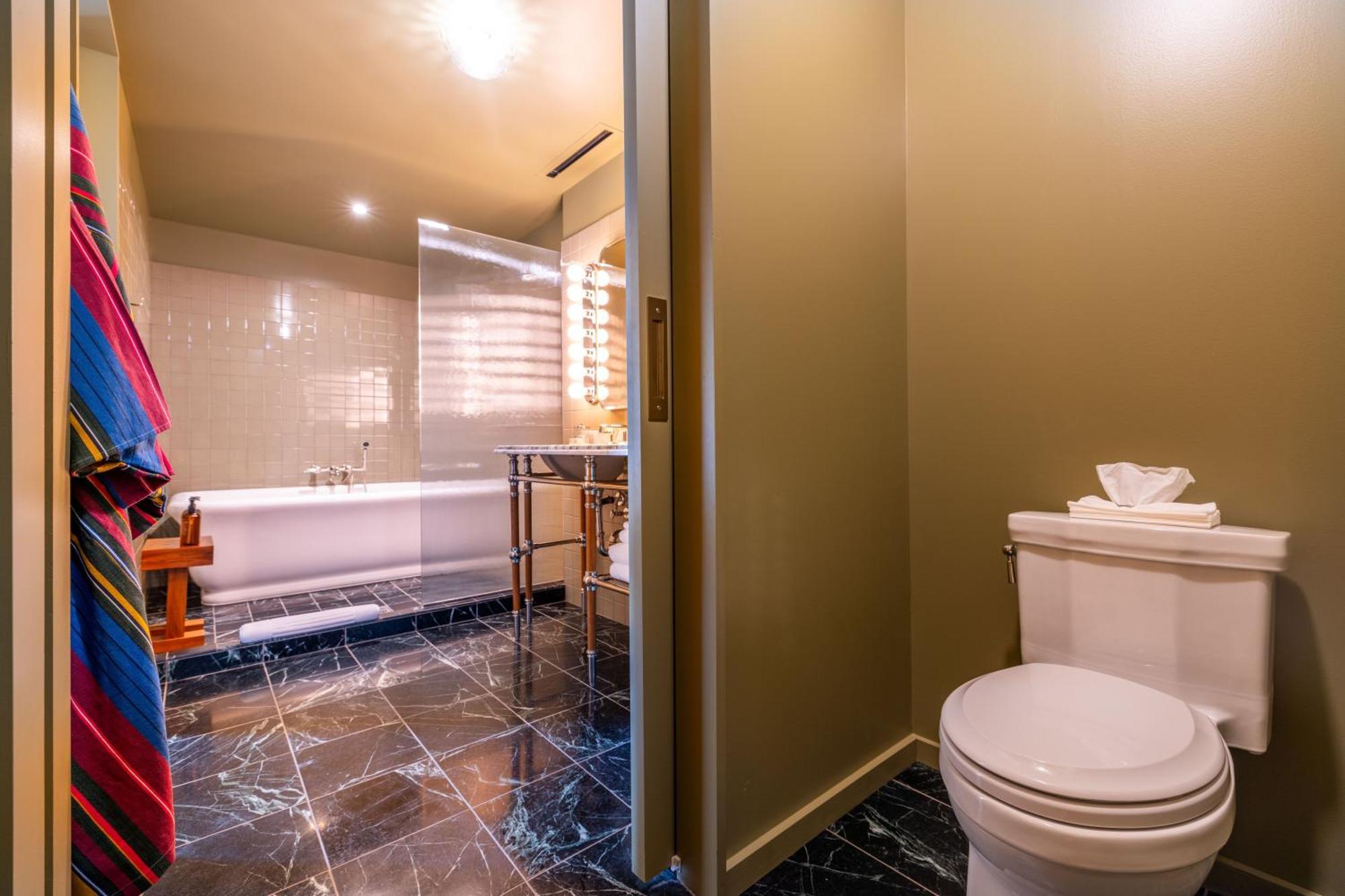 Hotel Saint Augustine 休斯敦 外观 照片